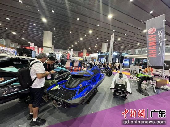 2024亞洲游艇展在廣交會展館開幕。程景偉 攝